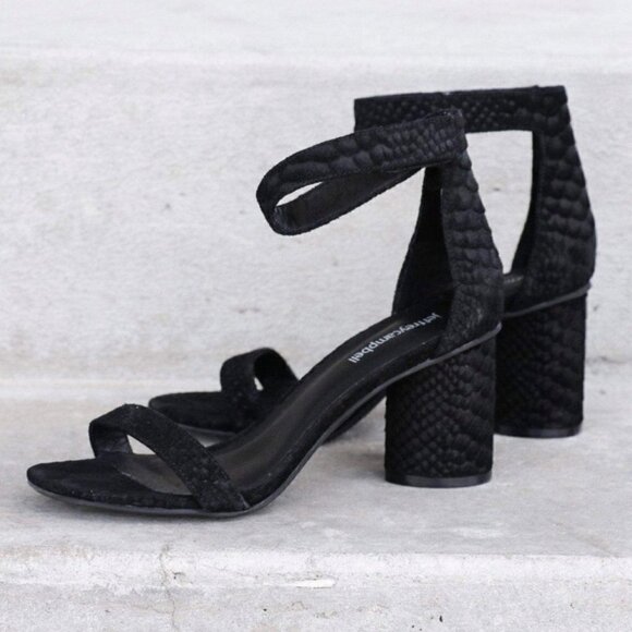 Jeffrey Campbell Laura Block Heel Ankle Strap Open Toe Heels Sandals Black 6.5 - Picture 1 of 9